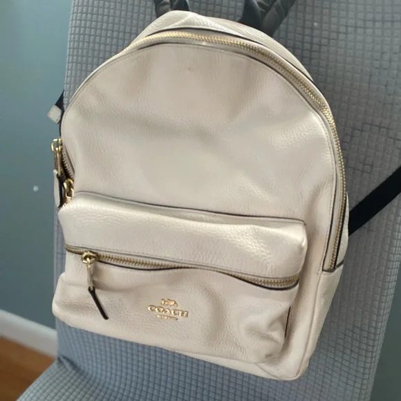 COACH Designer Cream Pebbled Leather Backpack Bag Vintage COACH Beige Pebbled Leather Sonoma Drawstring  main image 3